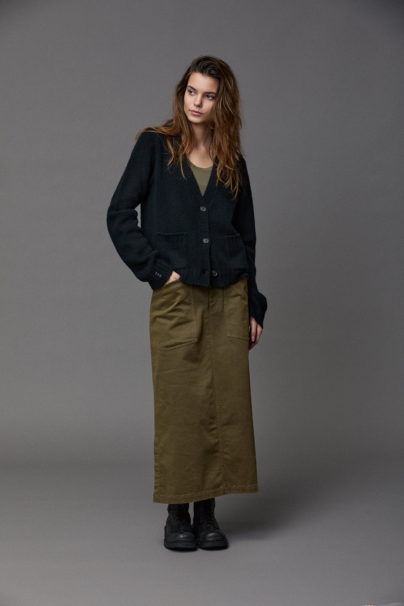25330_Cashmere_cardigan_25386_Skirt.jpg