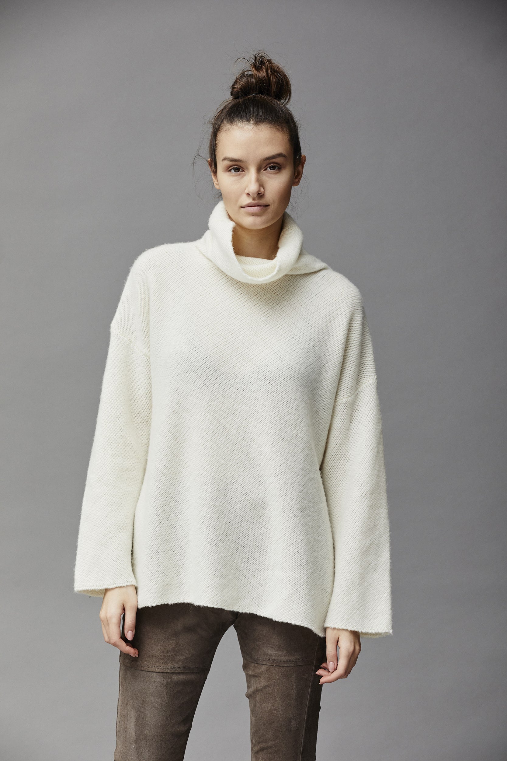 Wool Roll Neck