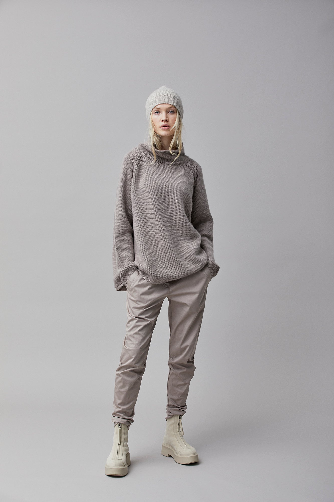 Cashmere Crewneck