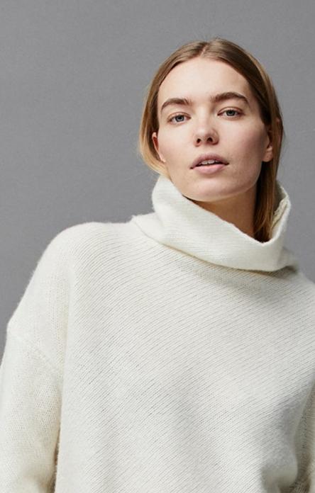 Wool Roll Neck