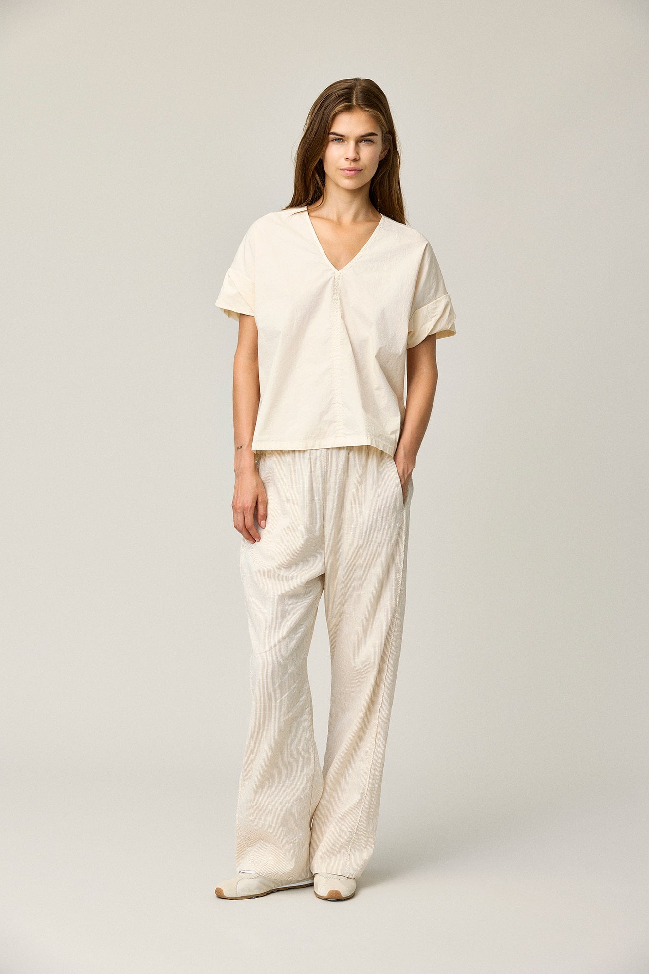 Cotton Stretch V-neck Blouse