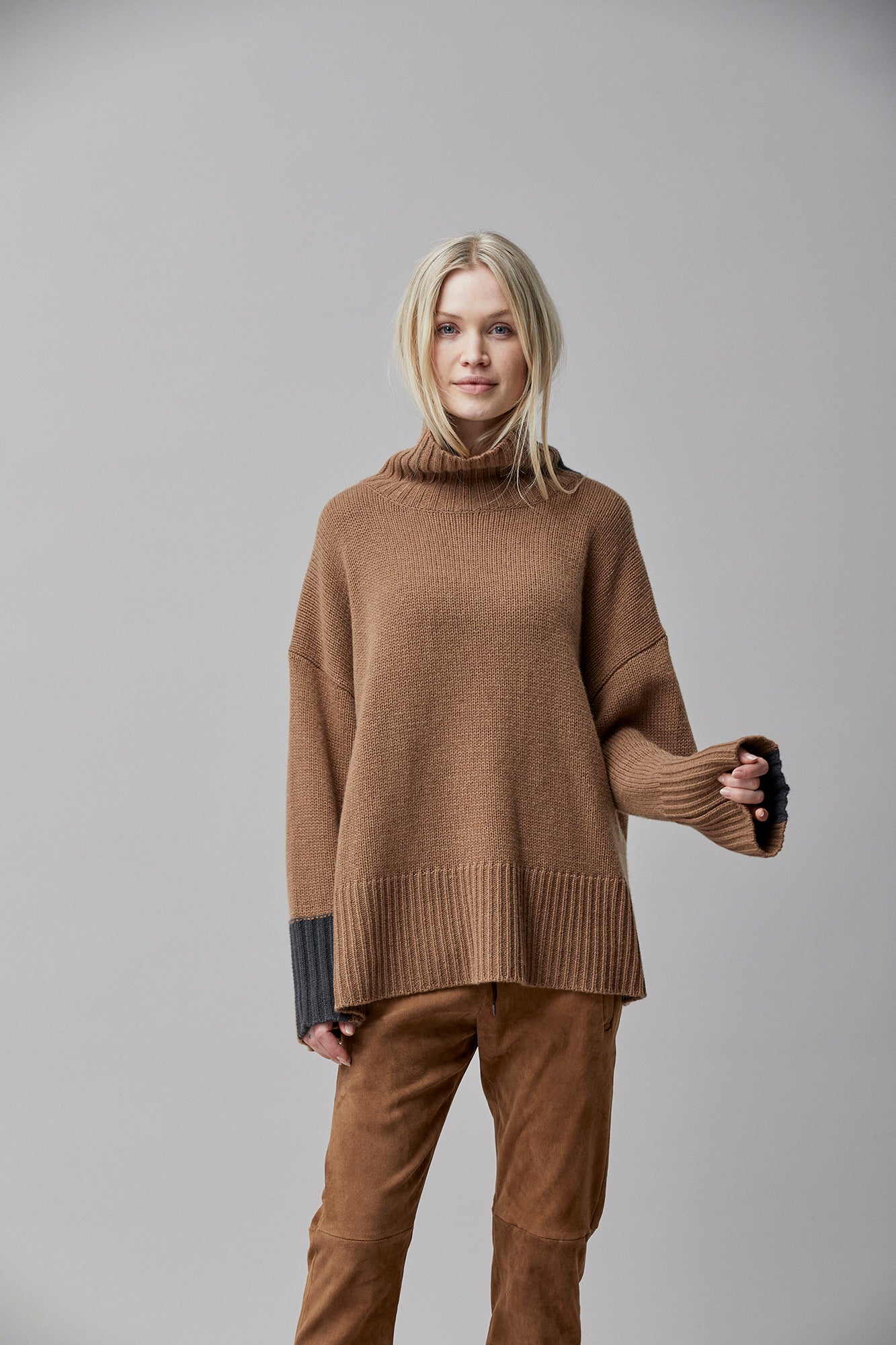 Cashmere Roll-neck